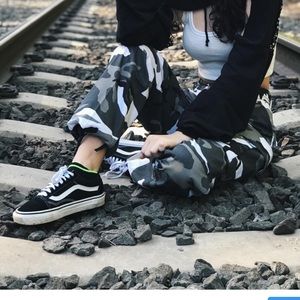 armysurplusworld pants